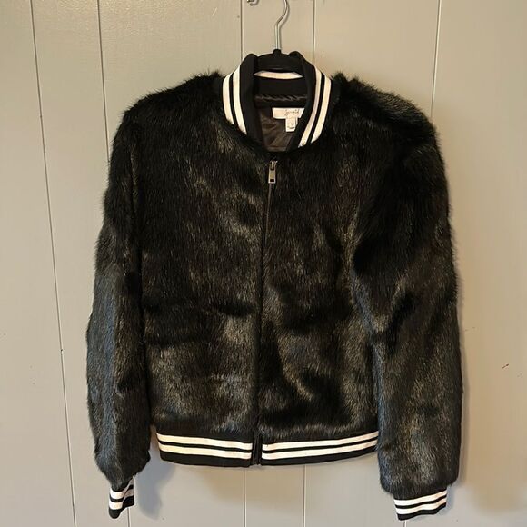 Scripted Black Faux Fur Bomber Size XS - Picture 1 of 2